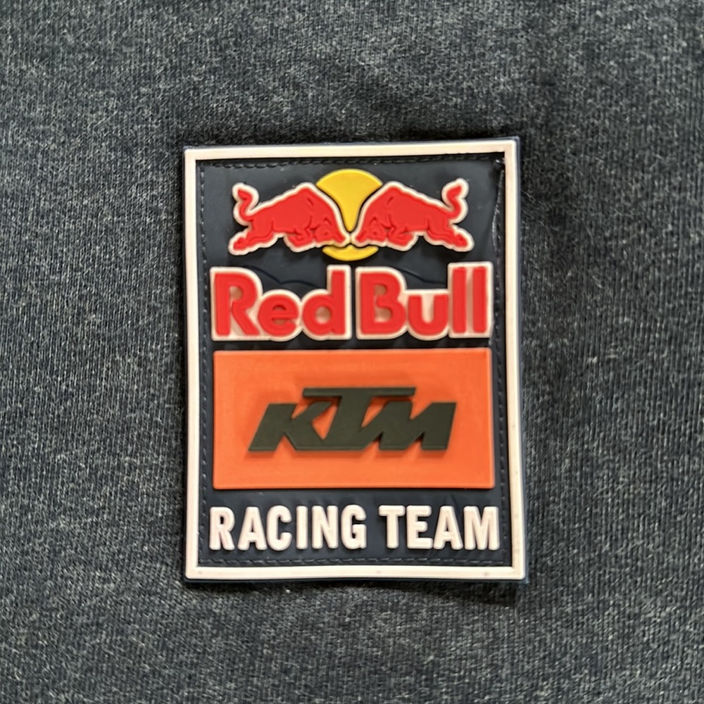 Red Bull Racing Tee - Picture 2 of 2